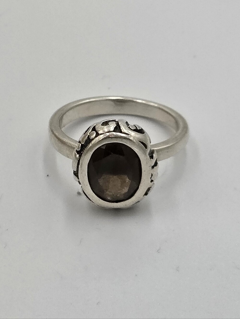 Silpada Sterling Silver 925 Smokey Quartz Faceted Oval Ring Thai Ornate Bezel
